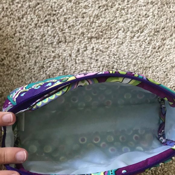 Vera Bradley Make Up Bag - Picture 2 of 4